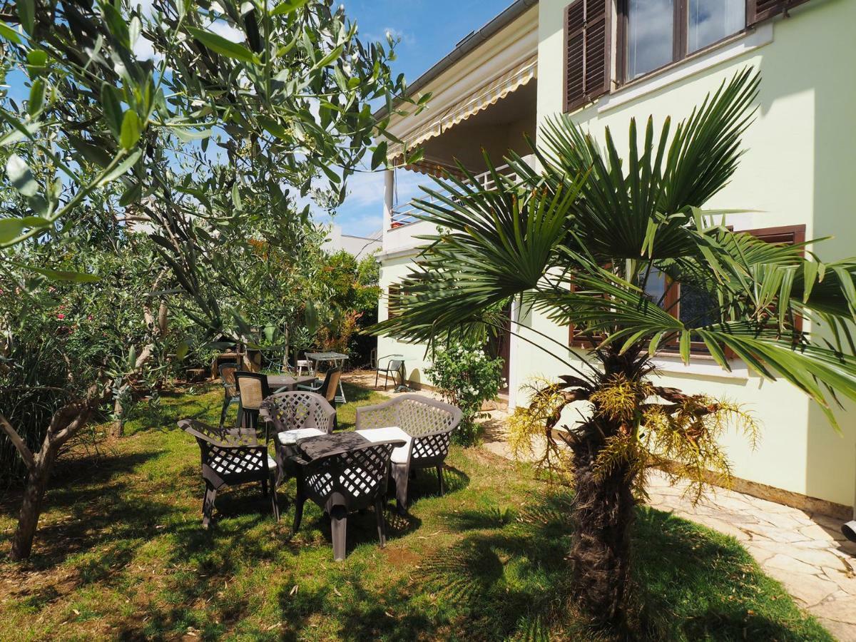 Dea Apartments Пула Екстериор снимка