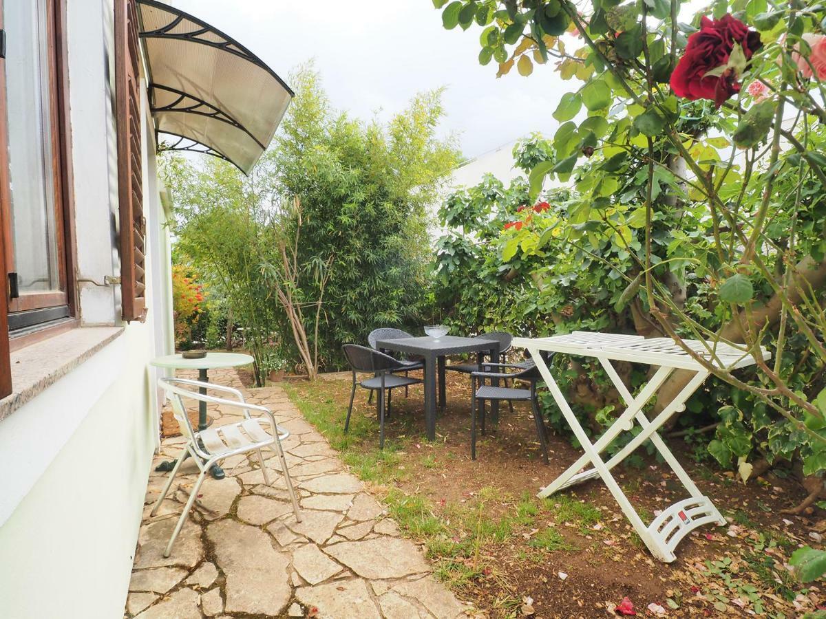 Dea Apartments Пула Екстериор снимка