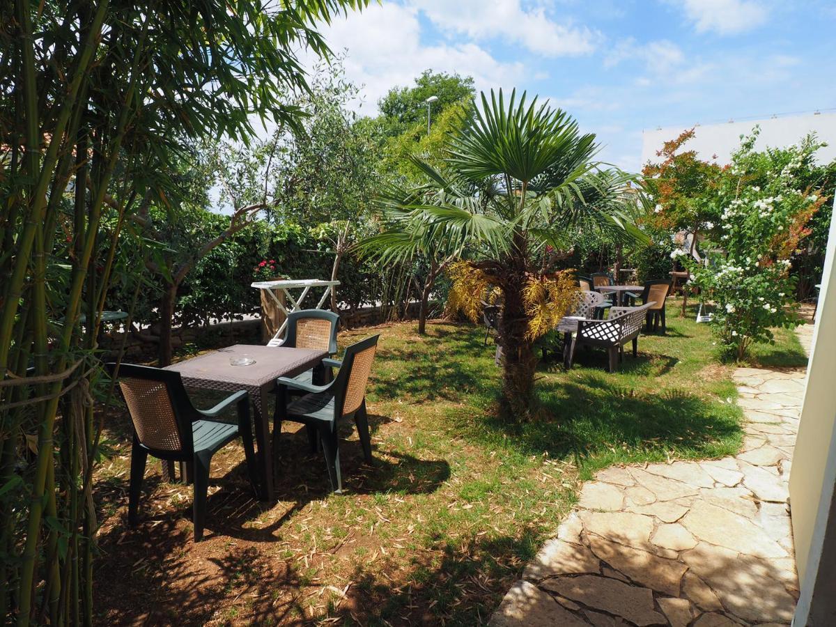 Dea Apartments Пула Екстериор снимка